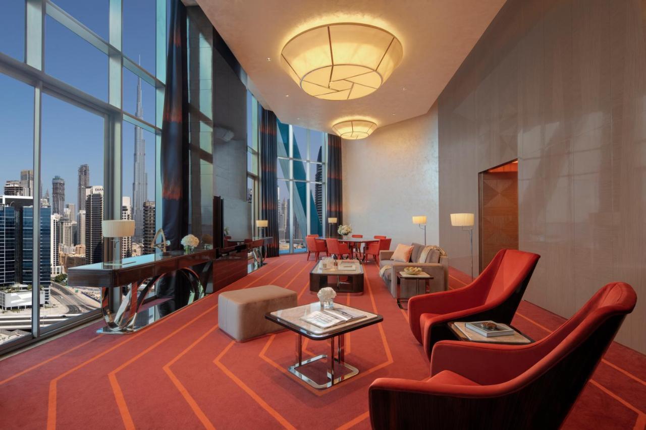 Hyde Hotel Dubai Bagian luar foto Club Lounge