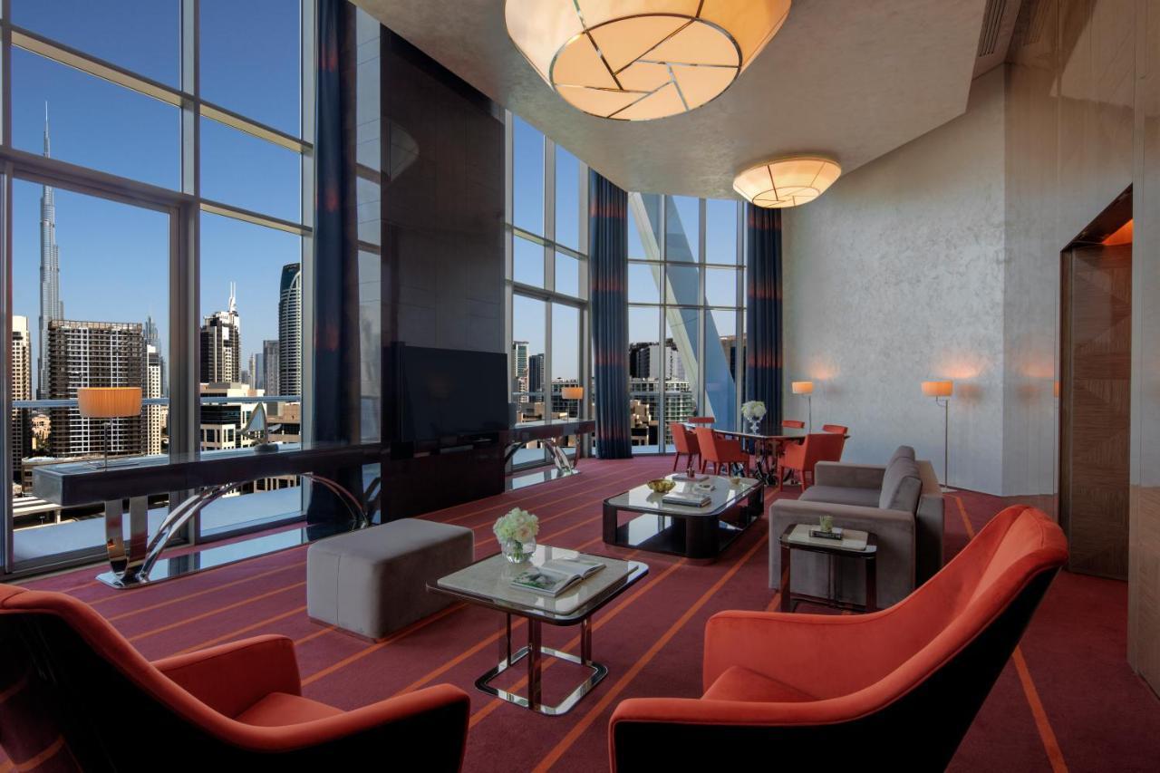 Hyde Hotel Dubai Bagian luar foto Club Lounge