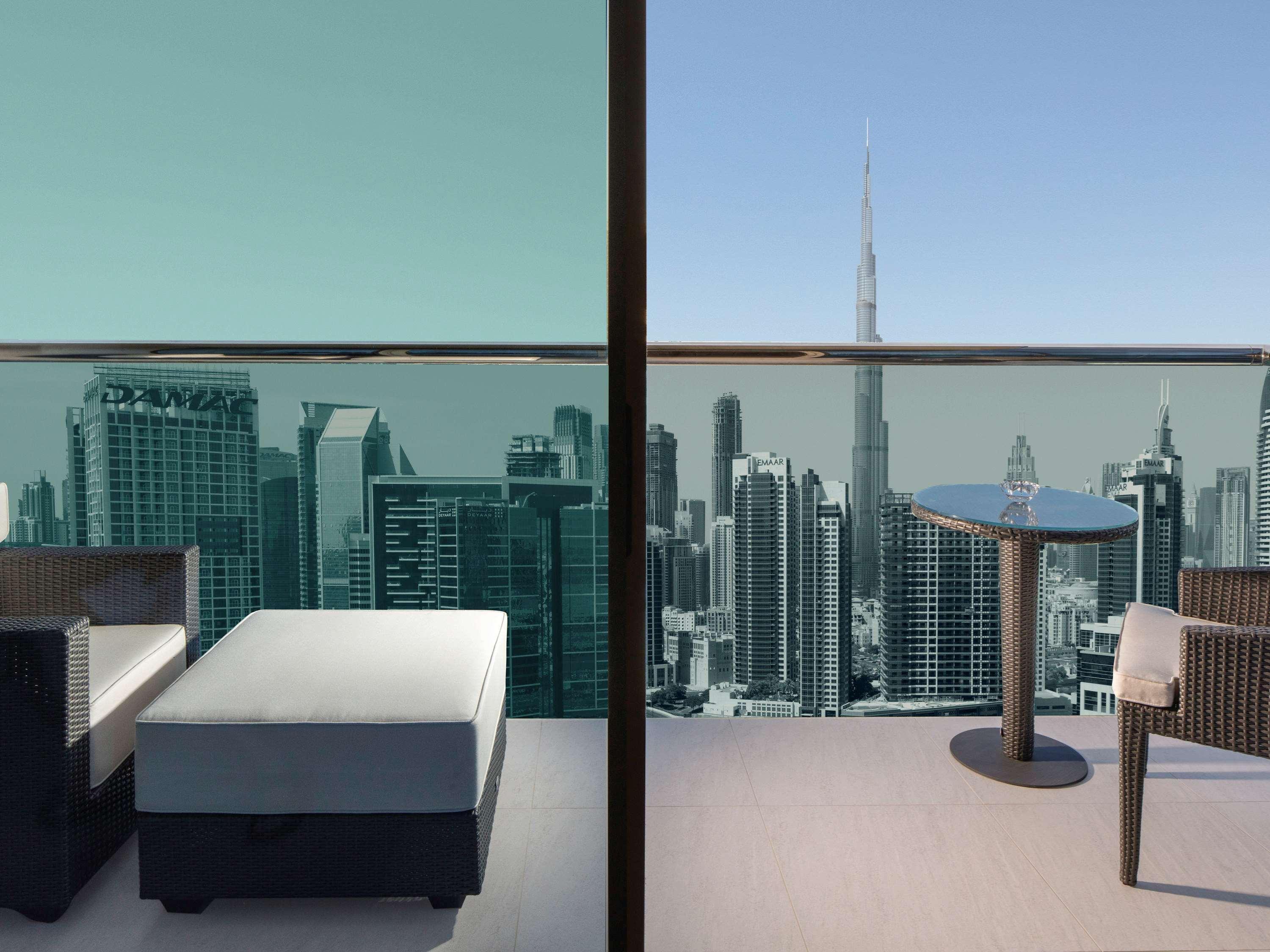 Hyde Hotel Dubai Bagian luar foto View from the balcony of a typical apartment