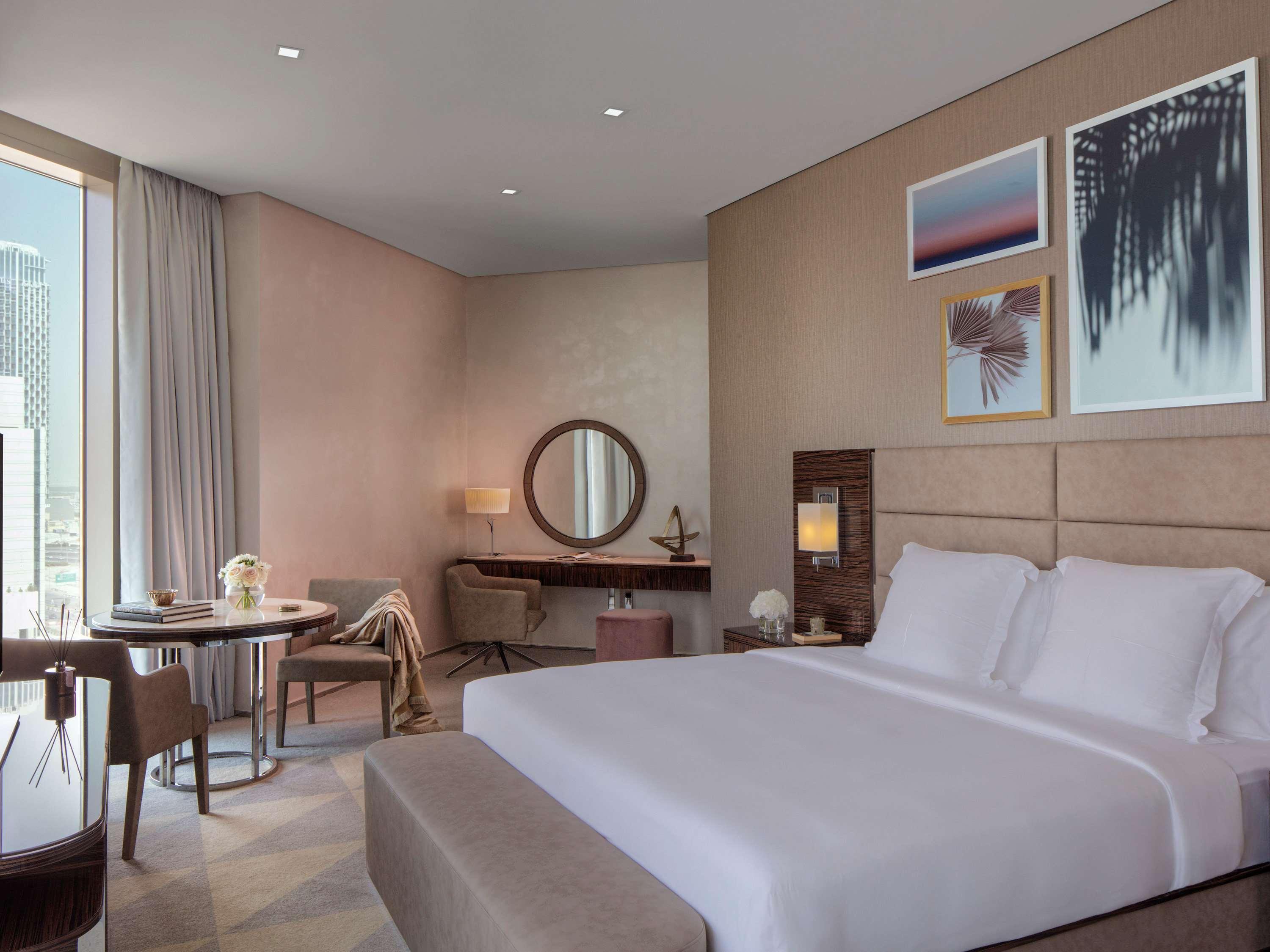 Hyde Hotel Dubai Bagian luar foto A bedroom at the hotel