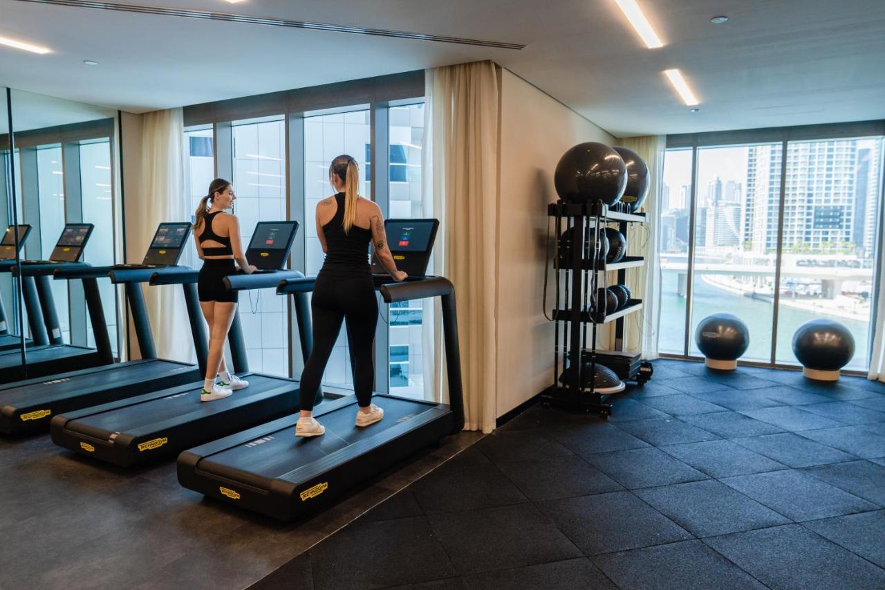 Hyde Hotel Dubai Bagian luar foto The gym at the hotel