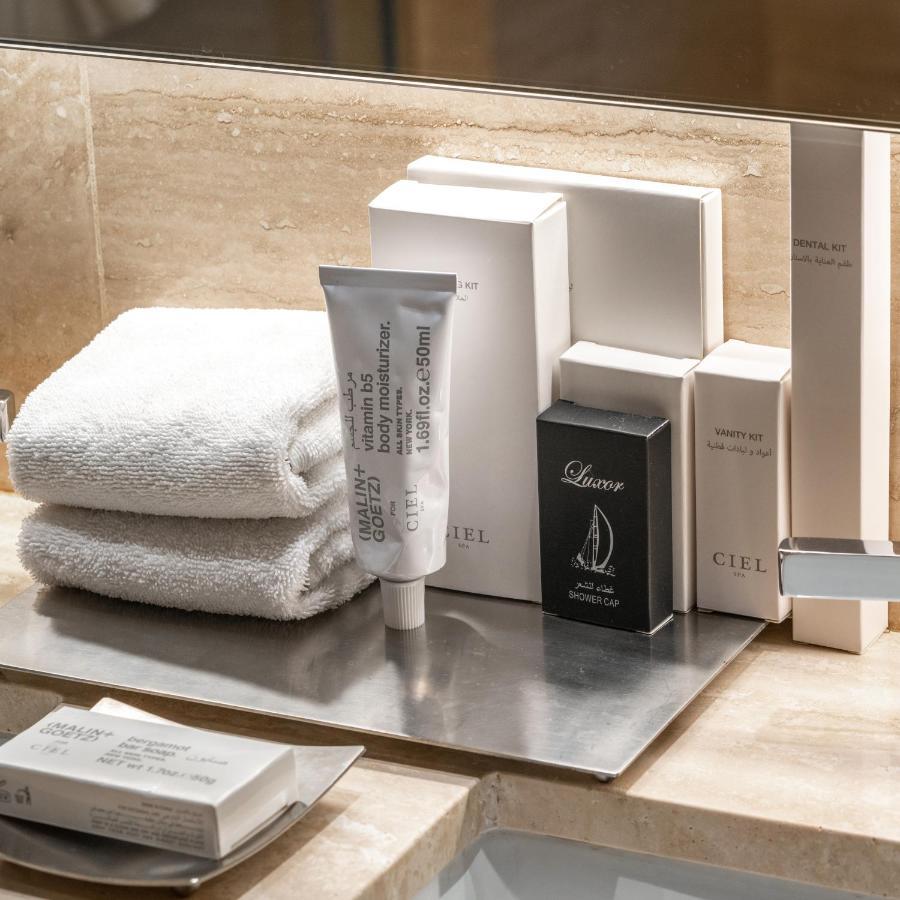 Hyde Hotel Dubai Bagian luar foto The White Company toiletries